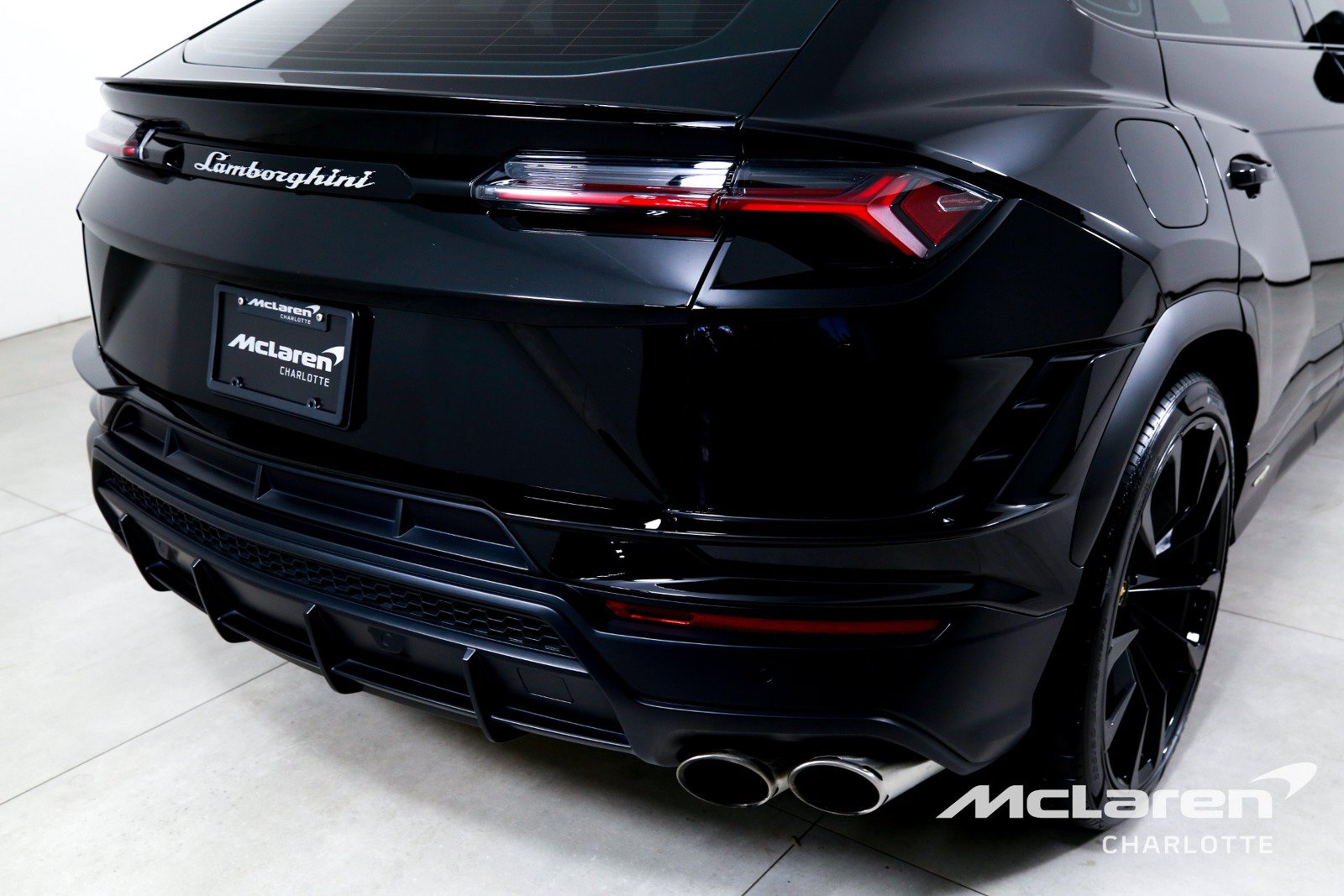 Used 2024 Lamborghini Urus S AWD/4WD image 44