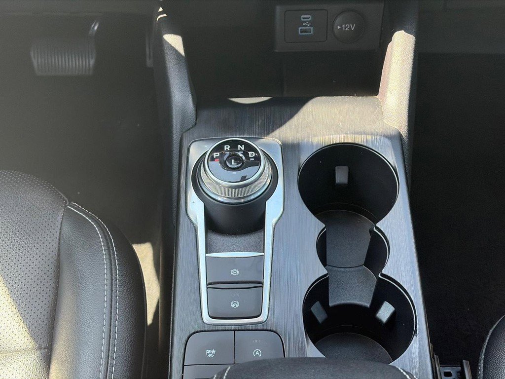 Used 2022 Ford Escape SEL AWD/4WD image 16