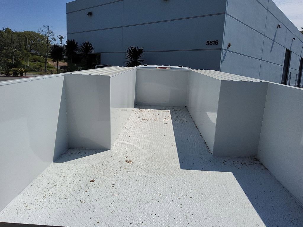 New 2025 Ford F550 2WD Regular Cab Super Duty image 16