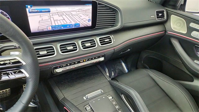 Used 2024 Mercedes-Benz GLS 450 4MATIC image 46