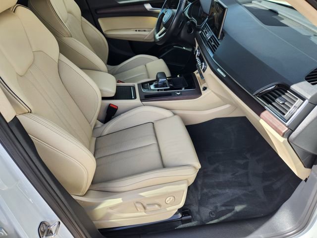 Used 2021 Audi Q5 Prestige image 12