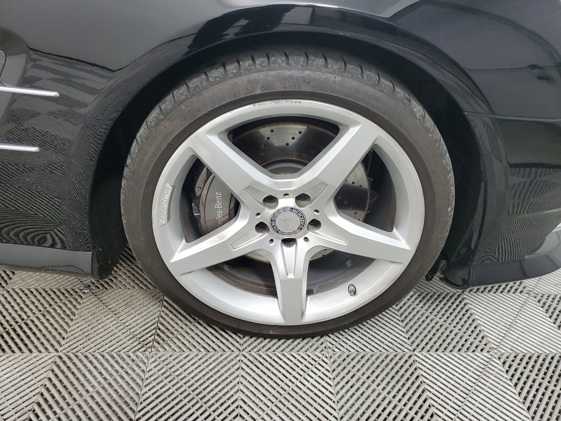 Used 2014 Mercedes-Benz SL 550 image 18