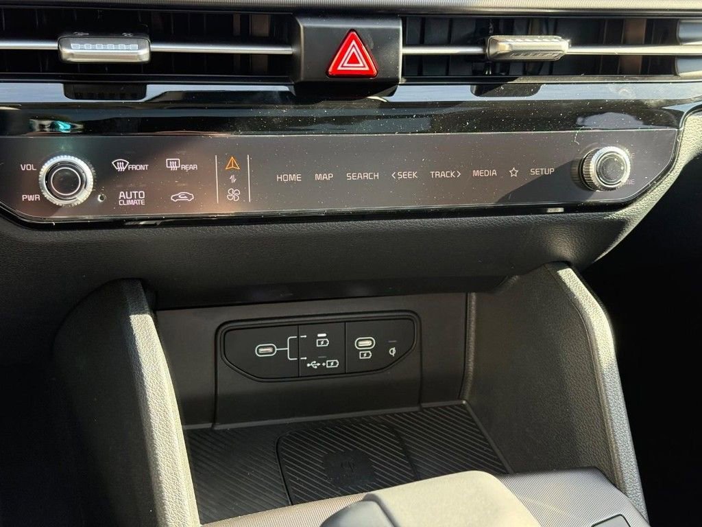 New 2026 Kia Sportage SX image 13