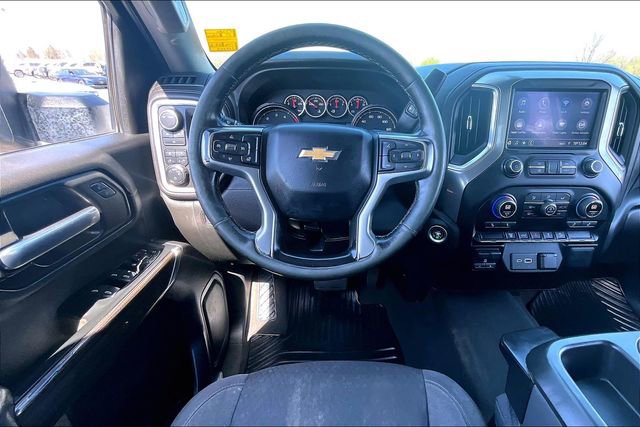 Used 2022 Chevrolet Silverado 2500 LT w/ Convenience Package AWD/4WD image 9