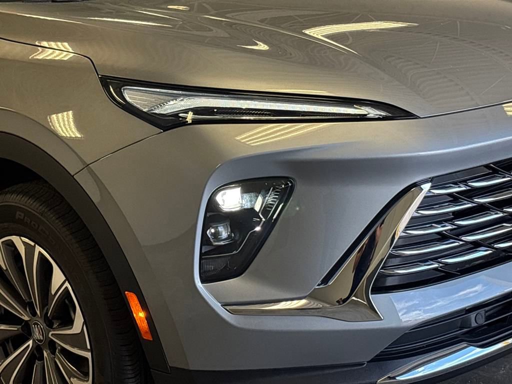 New 2025 Buick Envision Preferred image 4