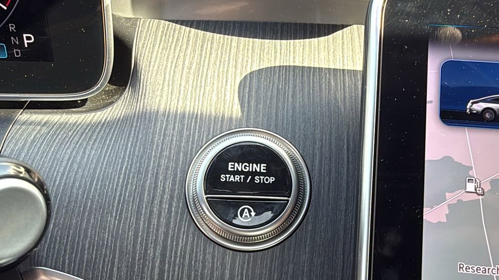Certified 2025 Mercedes-Benz CLE 450 4MATIC Coupe image 29
