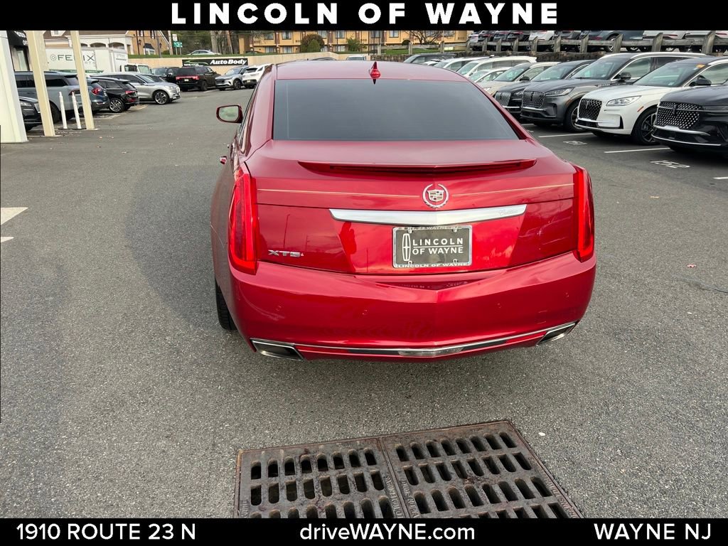 Used 2014 Cadillac XTS Luxury w/ Driver Awareness Package image 4