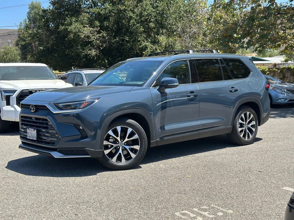 Certified 2025 Toyota Grand Highlander AWD Hybrid