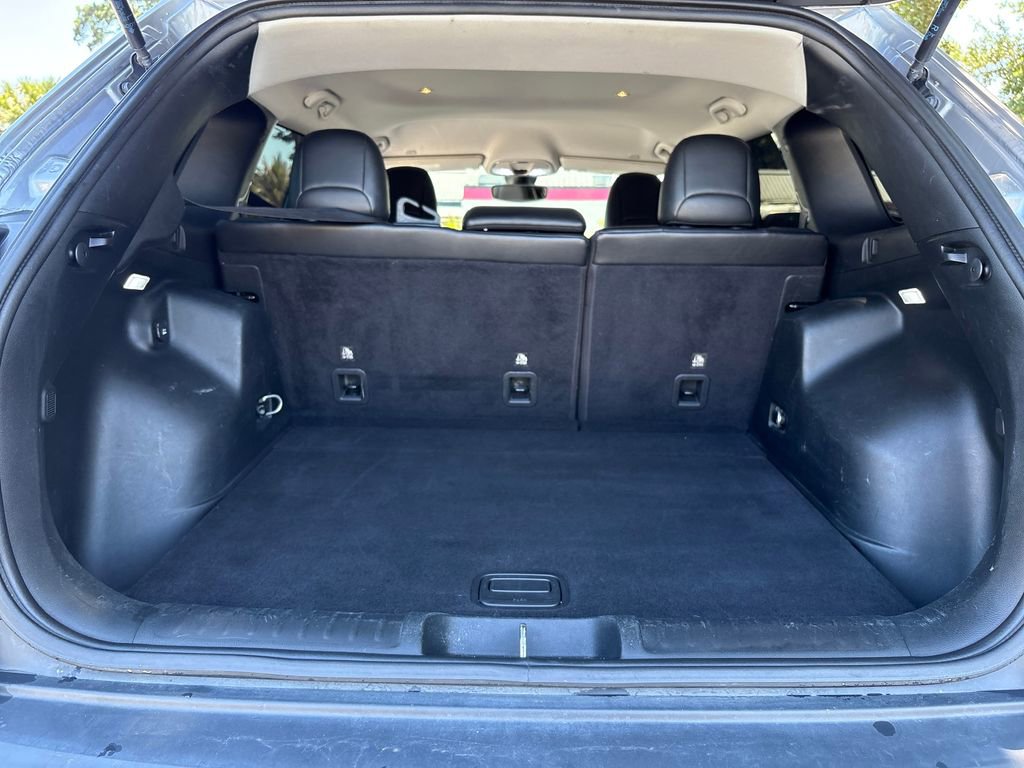 Used 2019 Jeep Cherokee Trailhawk AWD/4WD image 18