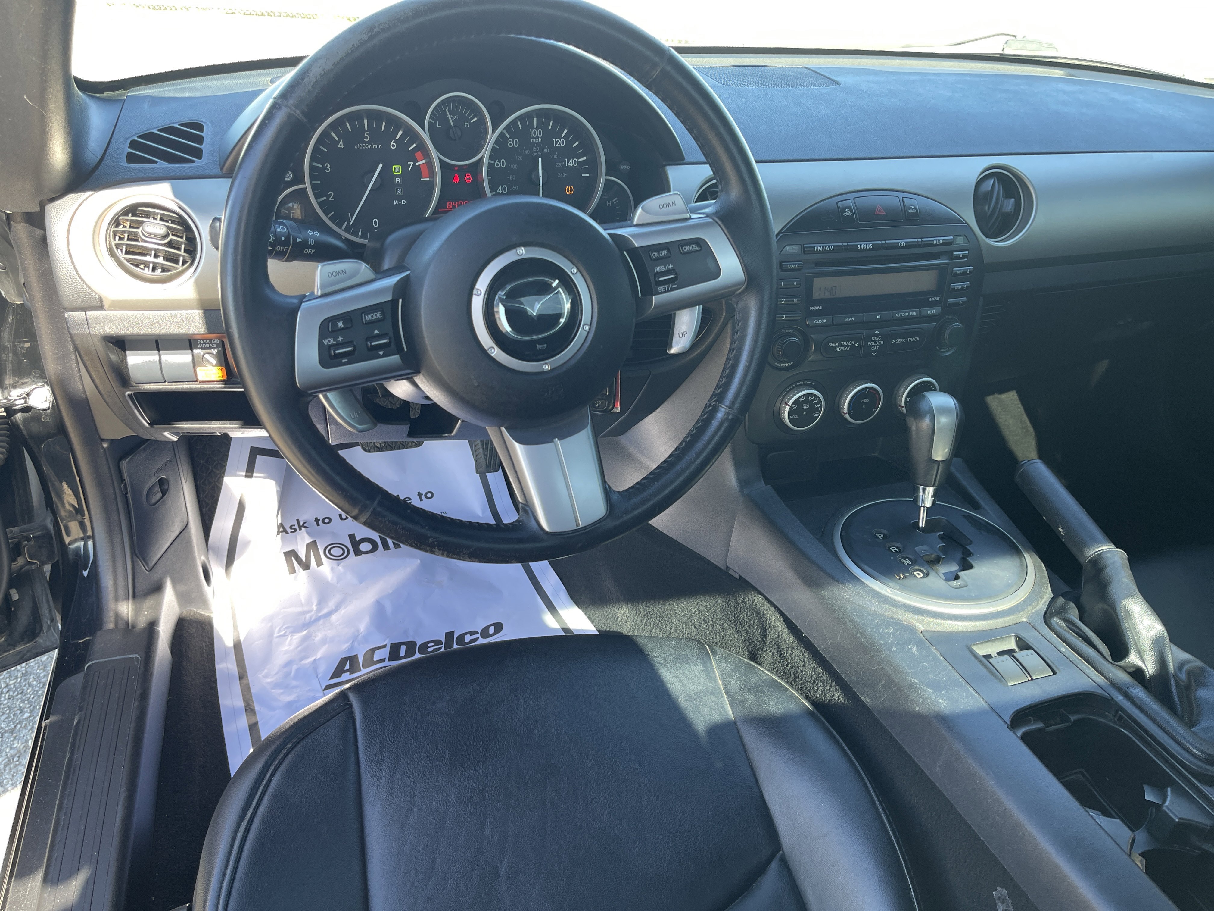 Used 2011 MAZDA MX-5 Miata Touring image 14