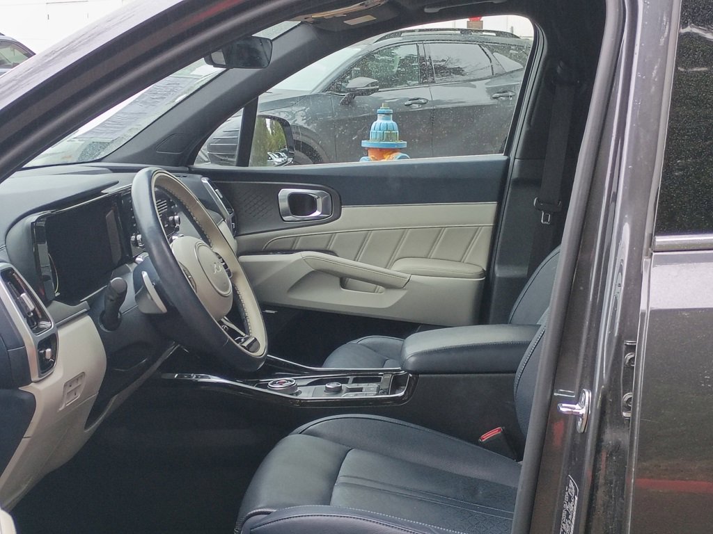 Used 2023 Kia Sorento SX Prestige image 20