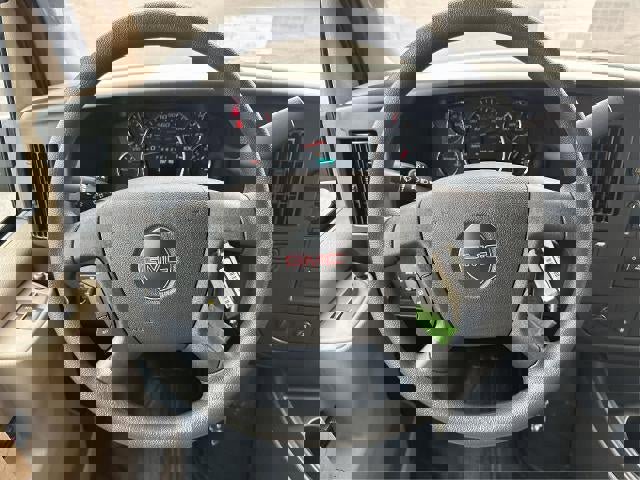 New 2025 GMC Savana 3500 Extended w/ Driver Convenience Package image 21