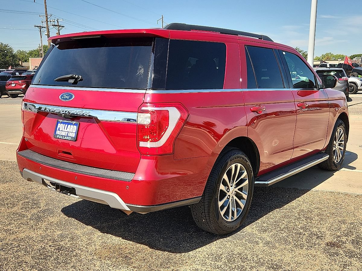 Used 2021 Ford Expedition XLT AWD/4WD image 3