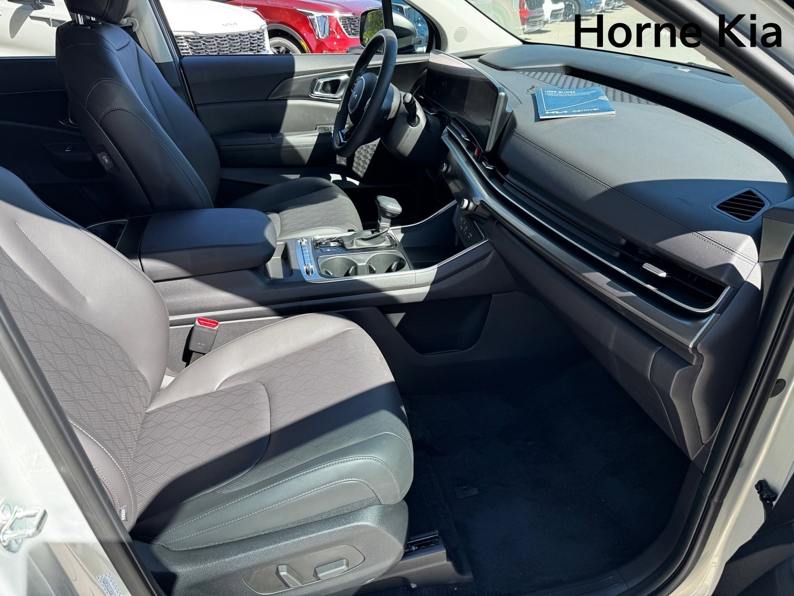 New 2026 Kia Carnival SX w/ SX Dark Edition Package image 18