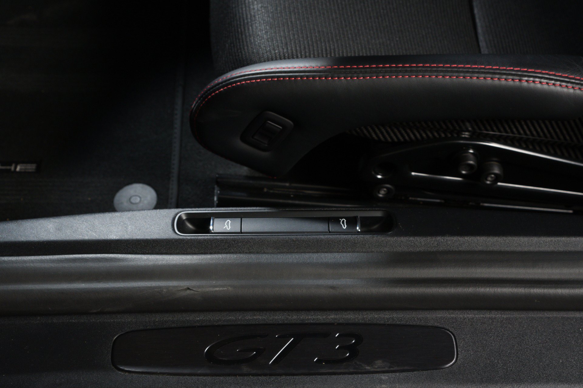 Used 2019 Porsche 911 GT3 RWD image 28