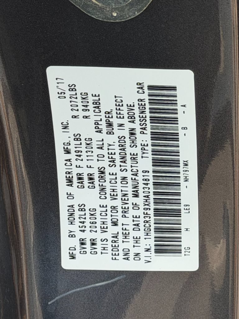 Used 2017 Honda Accord Touring image 9