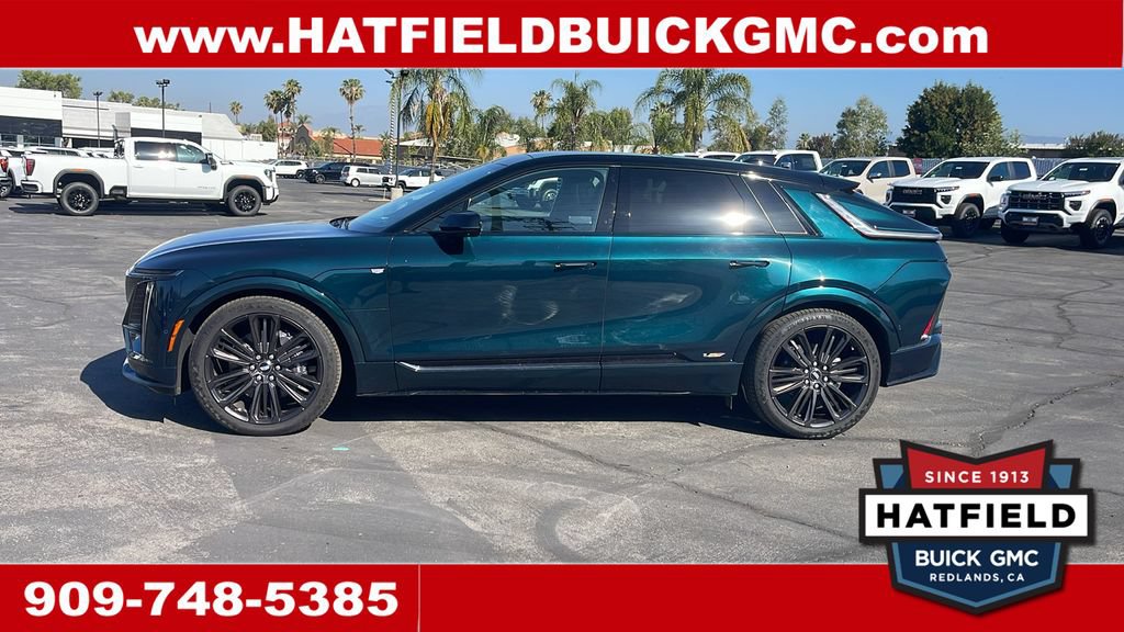 Used 2026 Cadillac Lyriq V AWD/4WD image 2