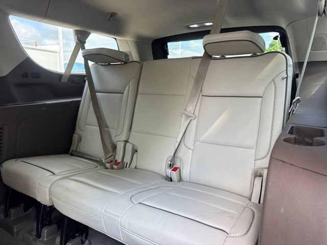 Used 2023 GMC Yukon XL Denali w/ LPO, Floor Liner Package AWD/4WD image 12
