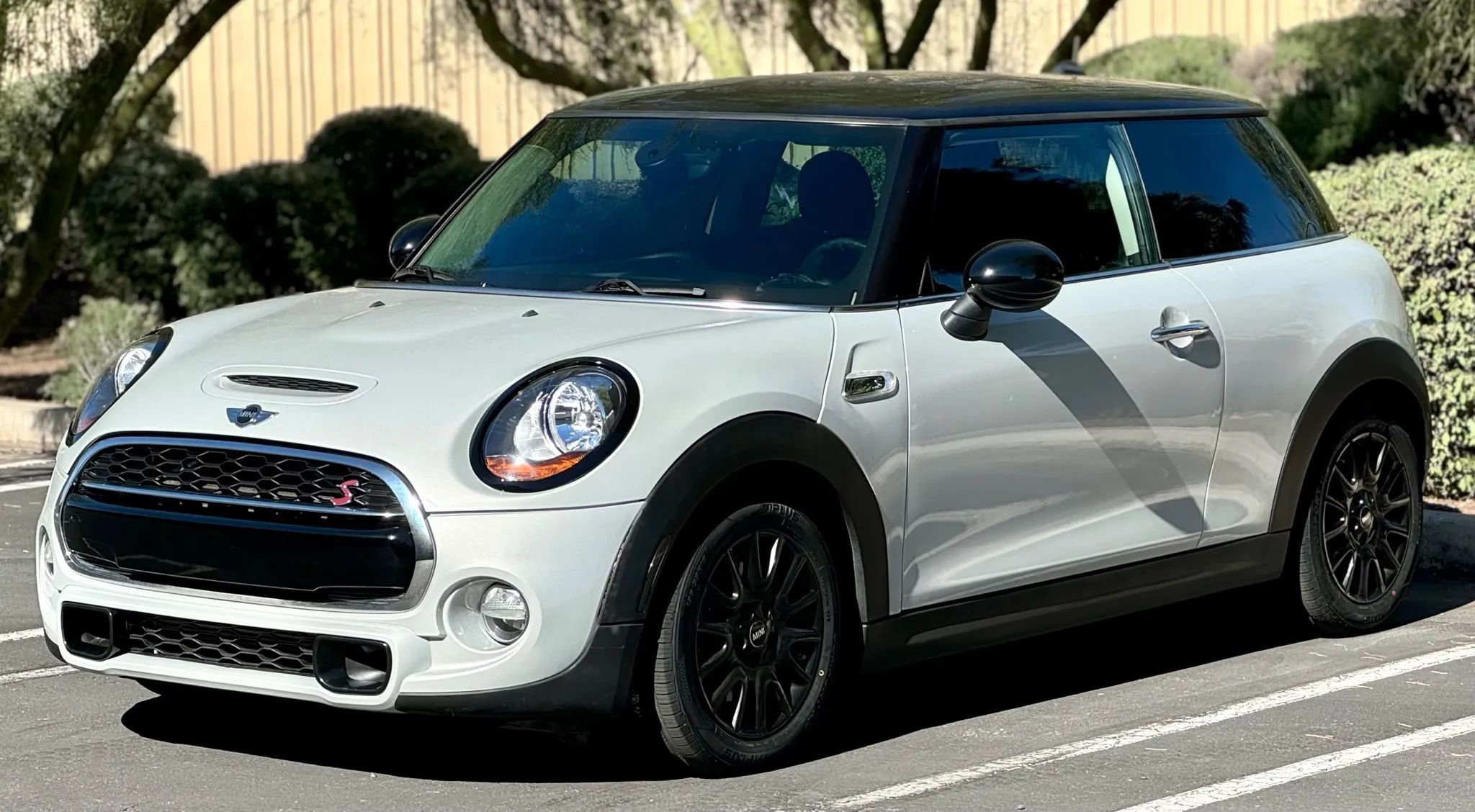 Used 2016 MINI Cooper S image 3