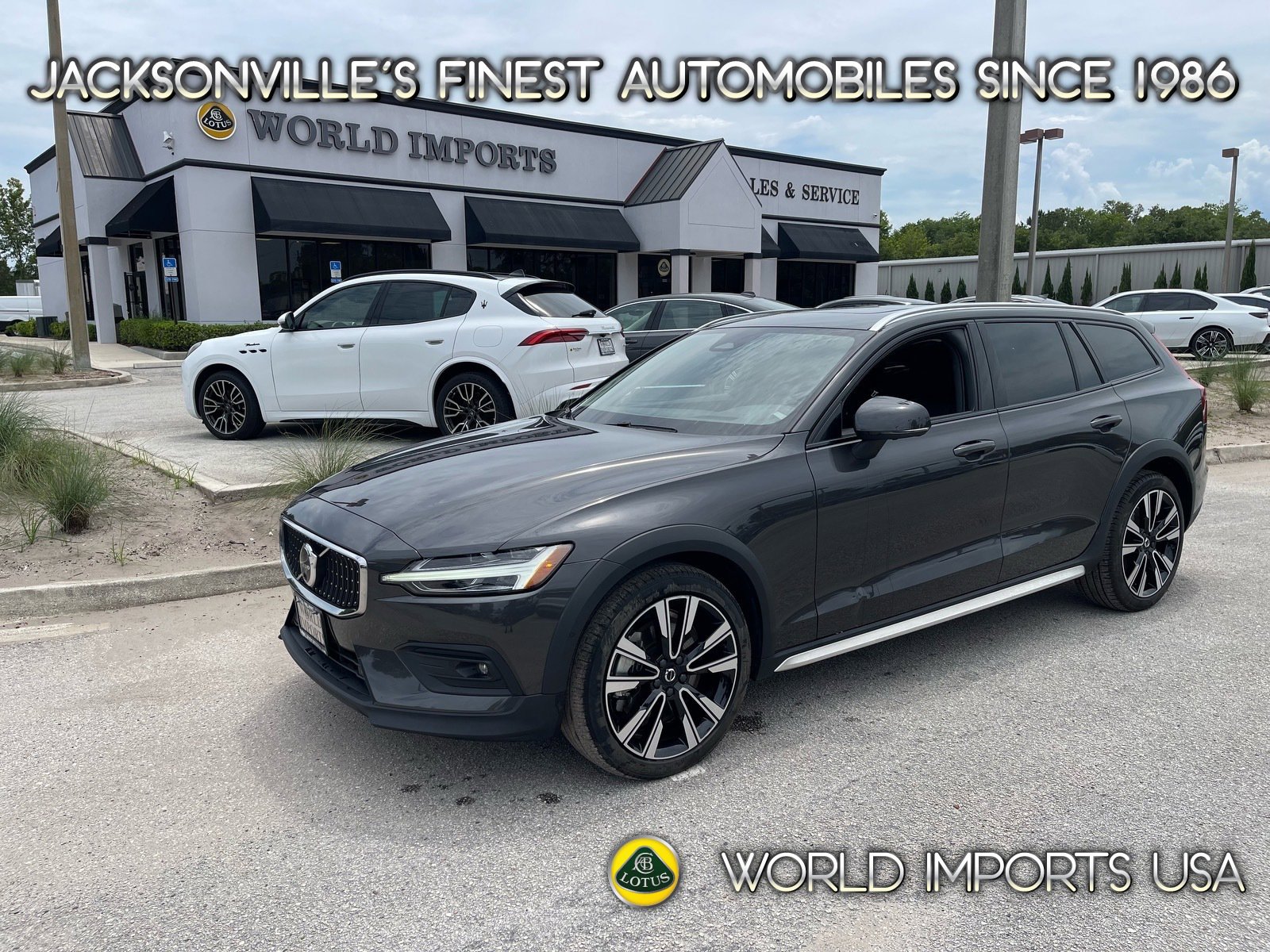 Used 2024 Volvo V60 B5 Cross Country Ultimate
