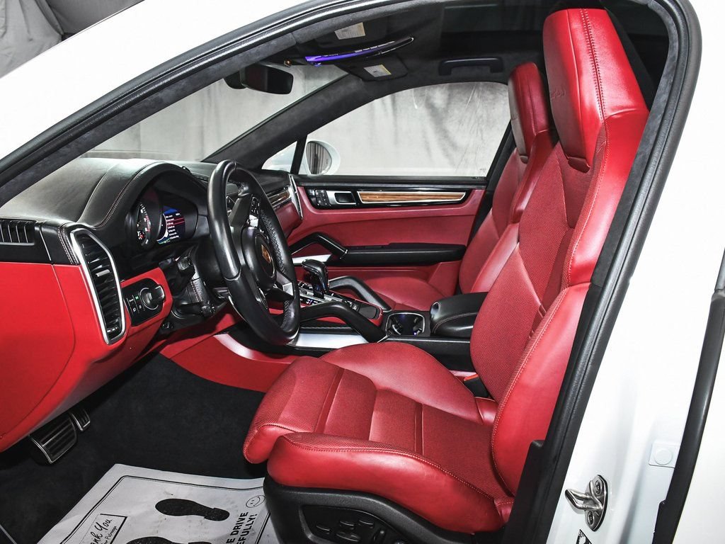Used 2023 Porsche Cayenne Turbo S AWD/4WD image 54