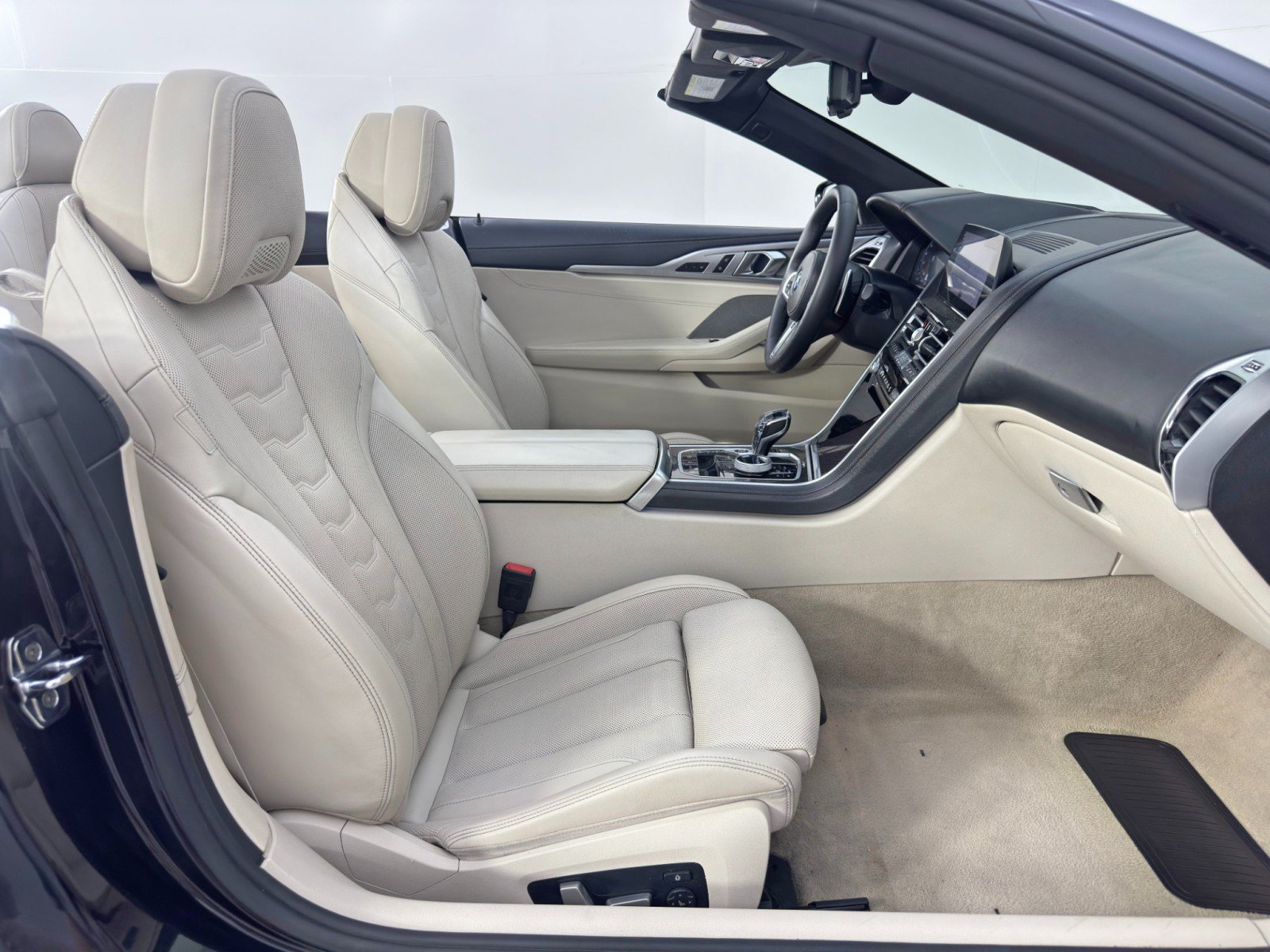 Used 2021 BMW M850i xDrive Convertible AWD/4WD image 15