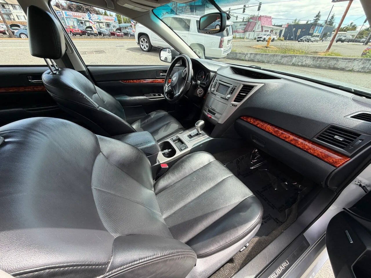 Used 2012 Subaru Legacy 2.5i Limited w/ Popular Pkg 2 AWD/4WD image 14