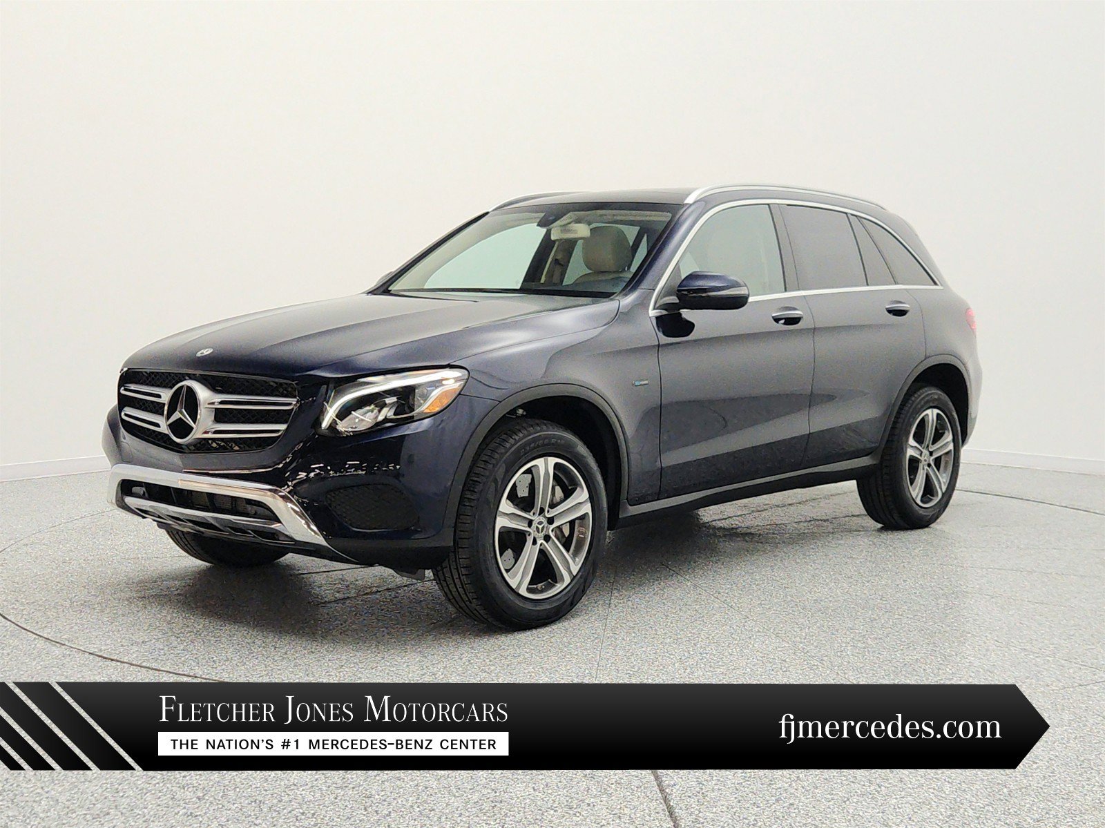 Used 2019 Mercedes-Benz GLC 350e 4MATIC image 1