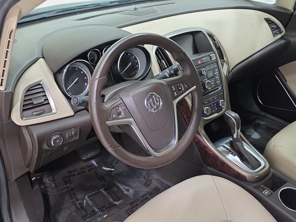 Used 2013 Buick Verano FWD image 16