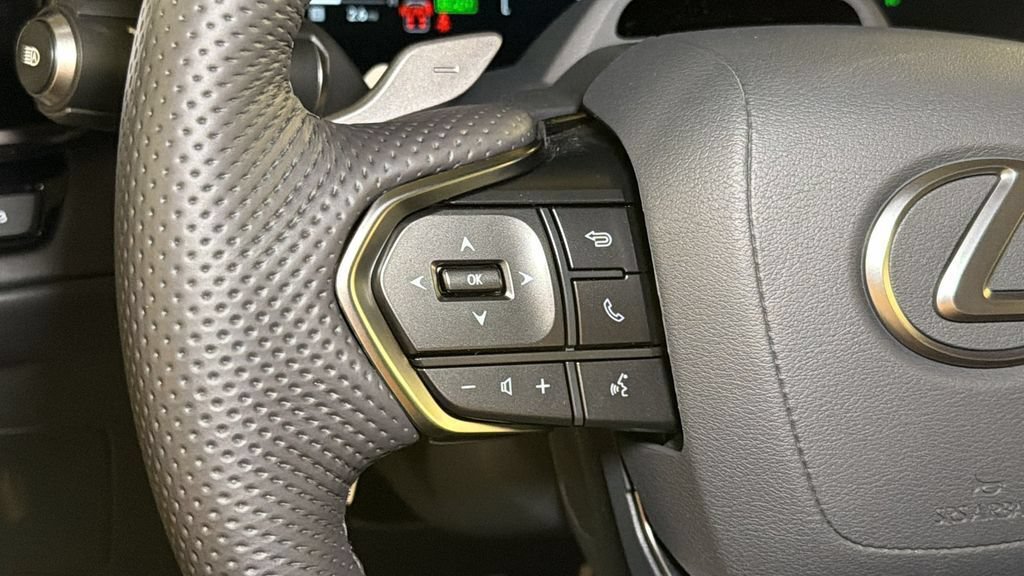 New 2026 Lexus TX 500h AWD image 21