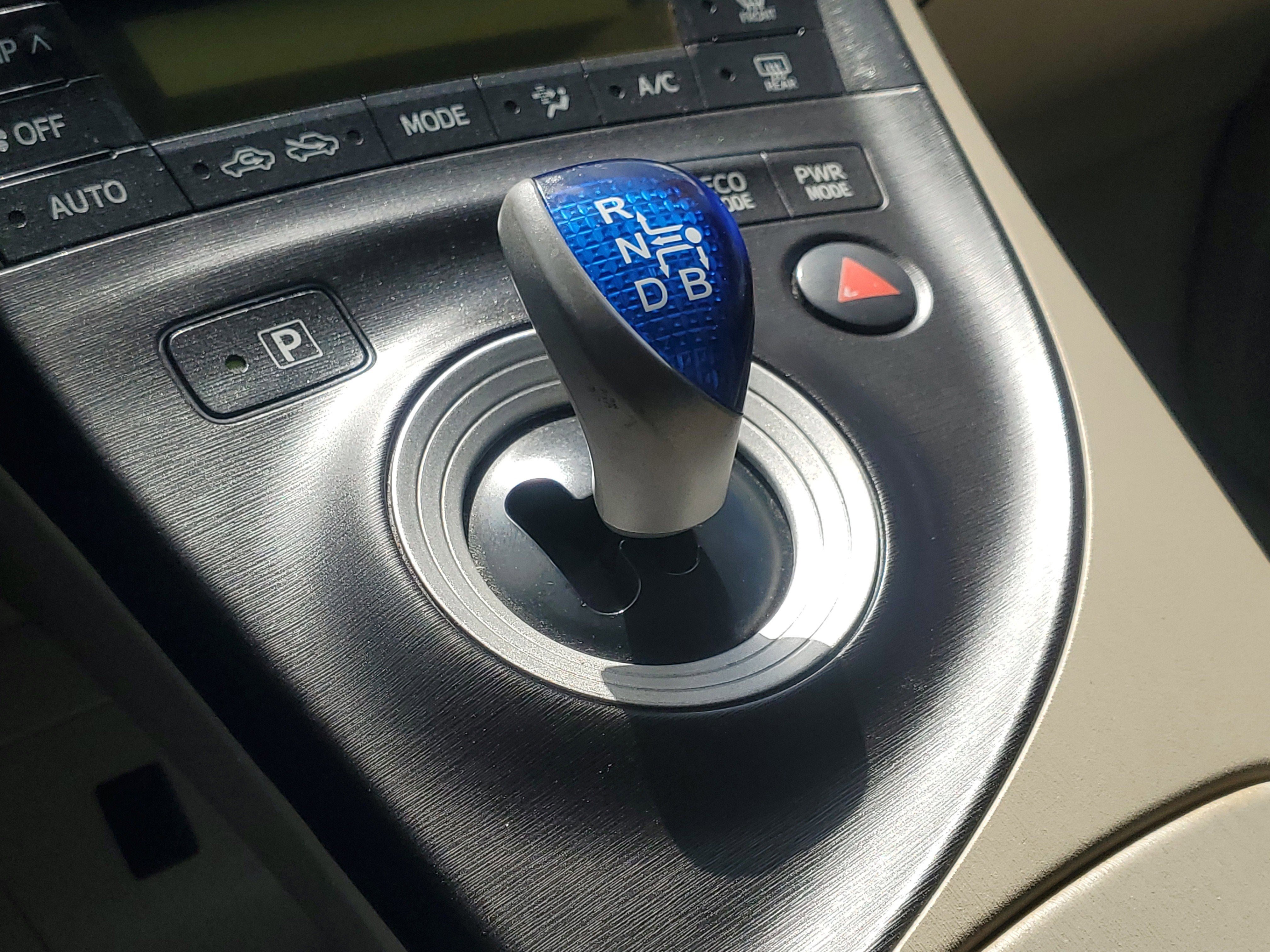 Used 2011 Toyota Prius Three w/ Solar Roof Pkg FWD image 29