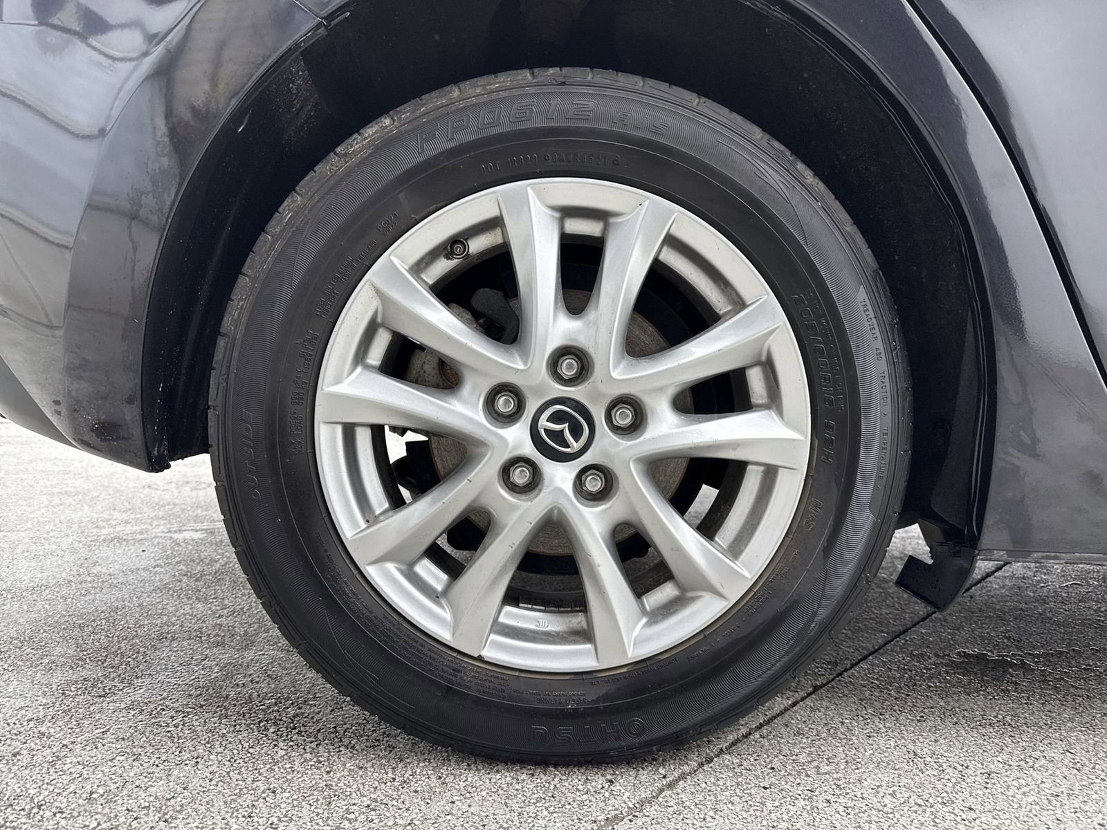 Used 2015 MAZDA MAZDA3 i Touring w/ Technology Package image 38