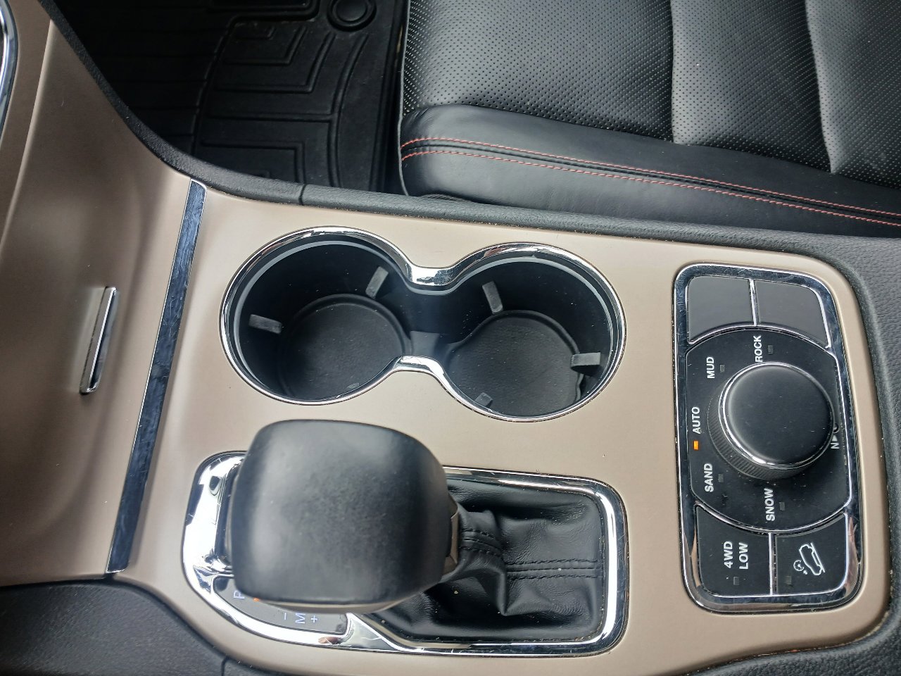 Used 2017 Jeep Grand Cherokee Limited 75th Anniversary image 59