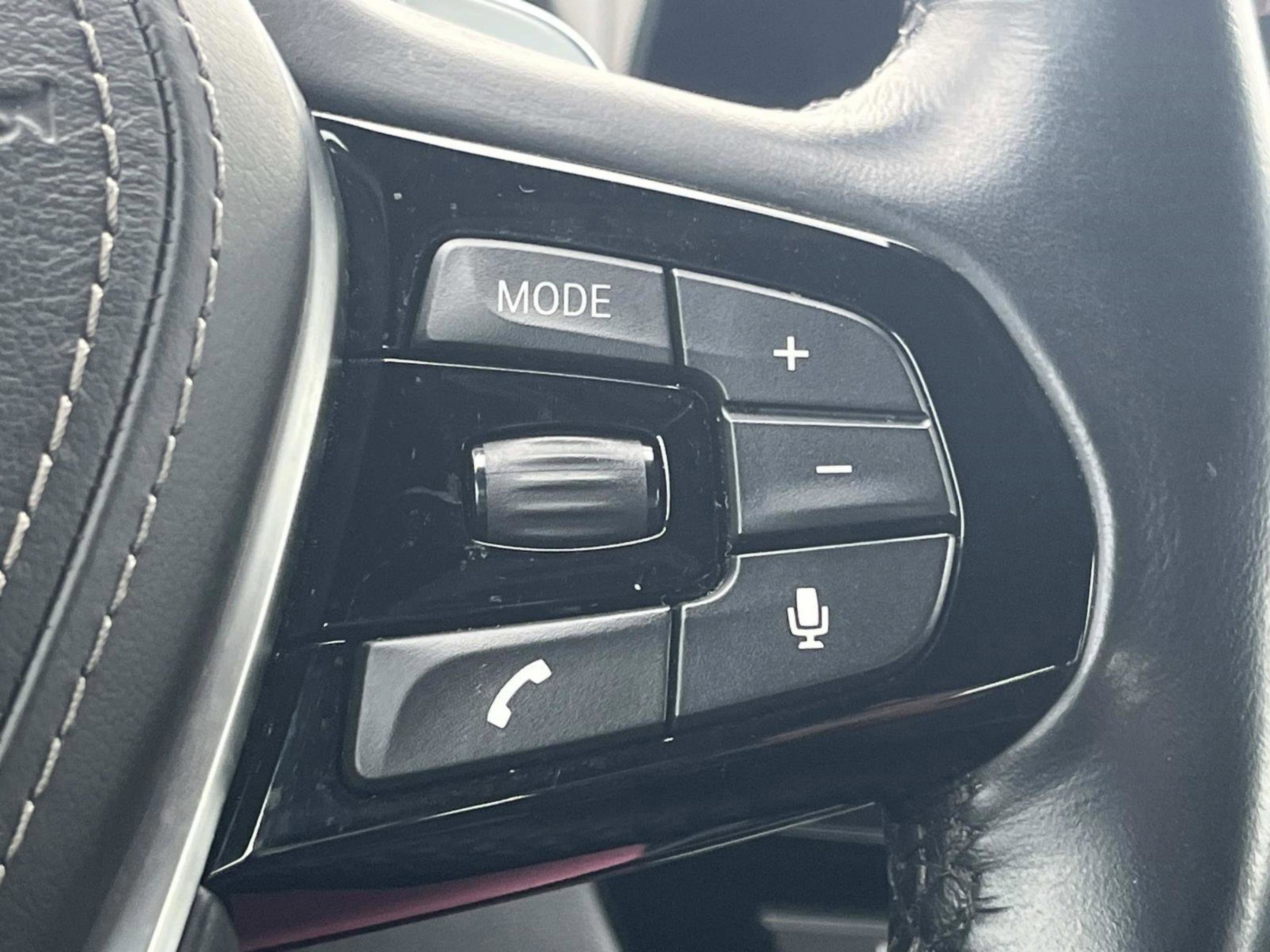 Used 2019 BMW 530i xDrive image 35