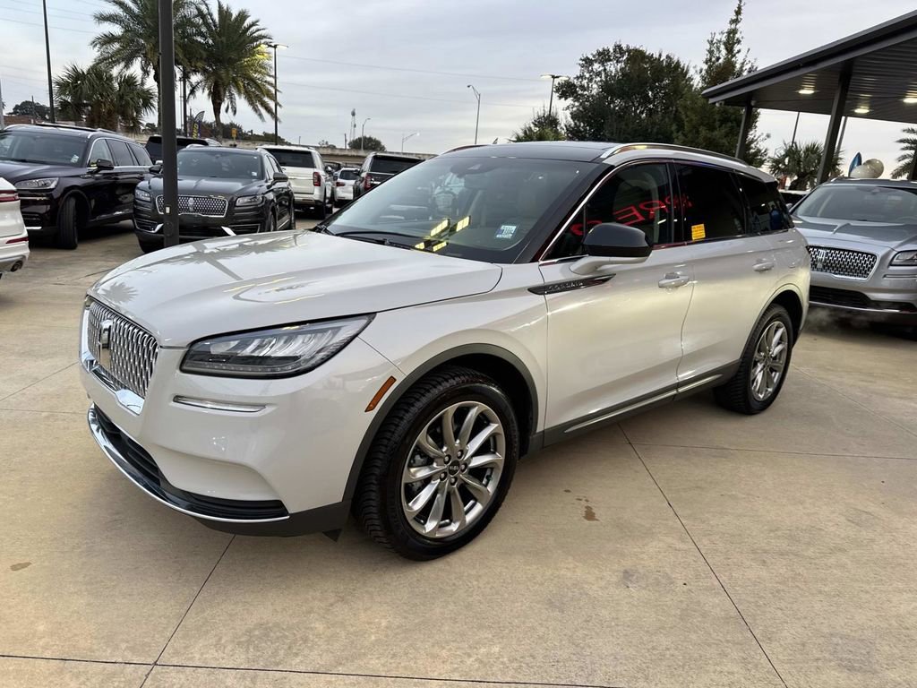 Certified 2021 Lincoln Corsair FWD w/ Premium Package image 5