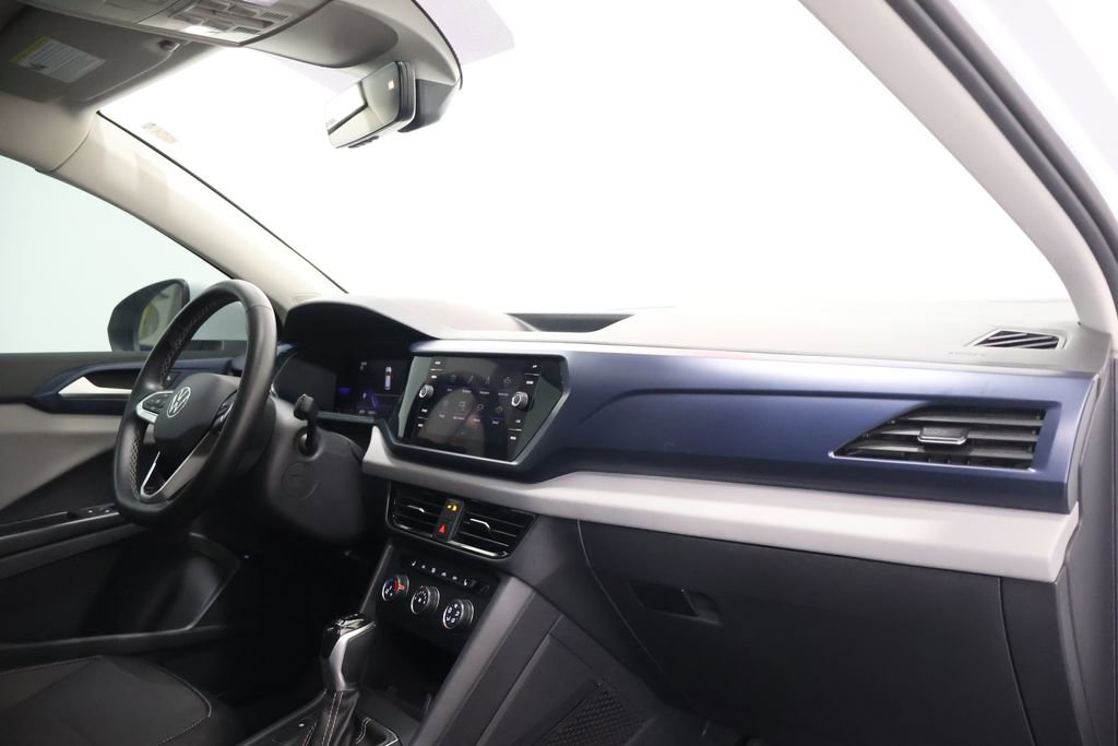 Used 2022 Volkswagen Taos SE w/ Panoramic Sunroof Package image 23