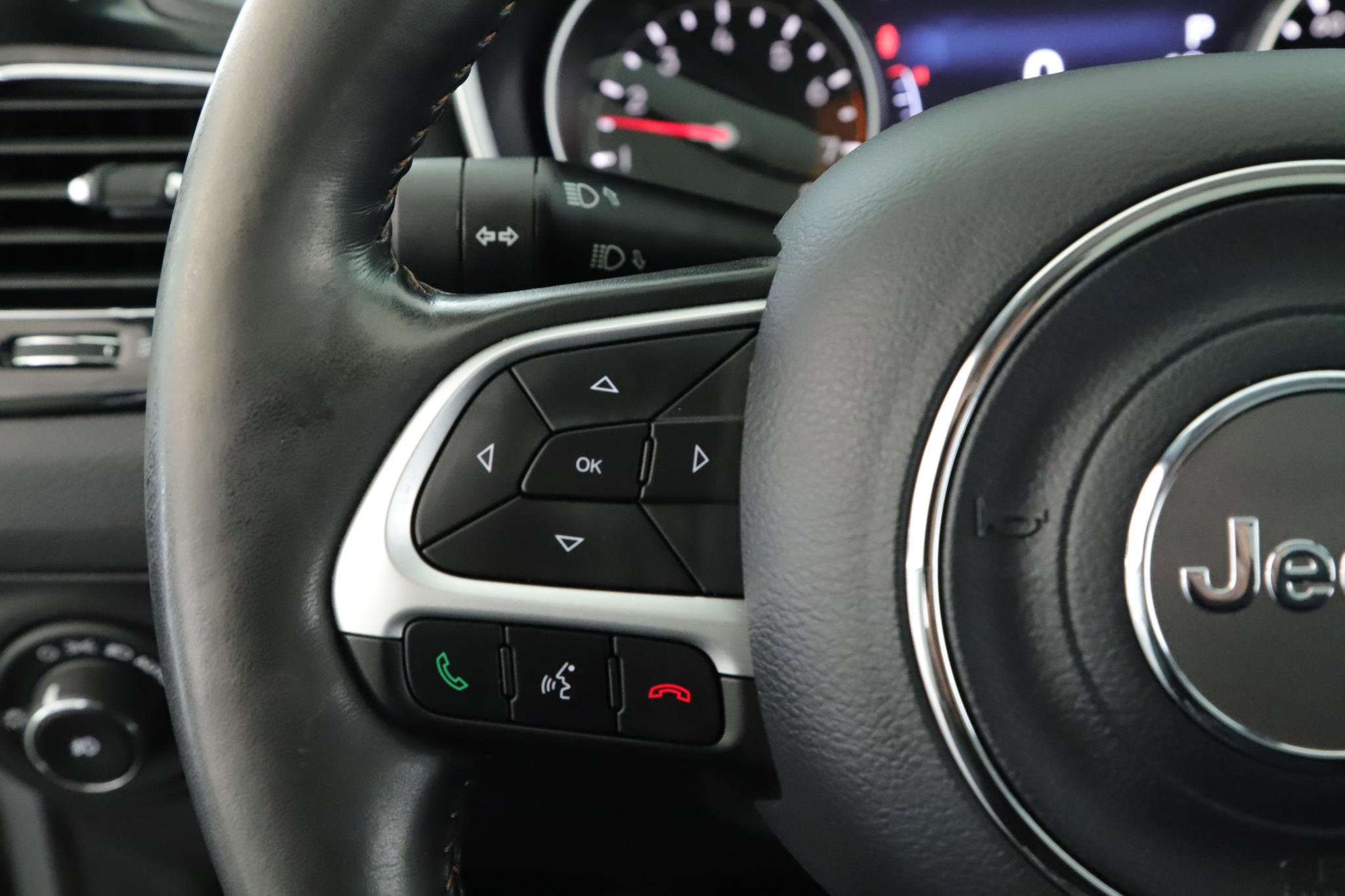 Certified 2019 Jeep Compass Limited w/ Safety & Security Group image 10