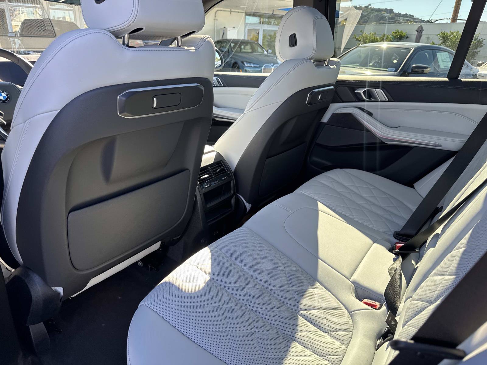 Used 2026 BMW X5 sDrive40i w/ Premium Package RWD image 10