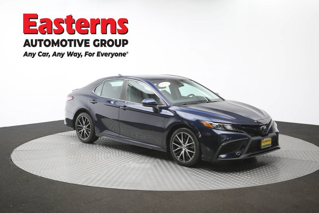 Used 2021 Toyota Camry SE image 48