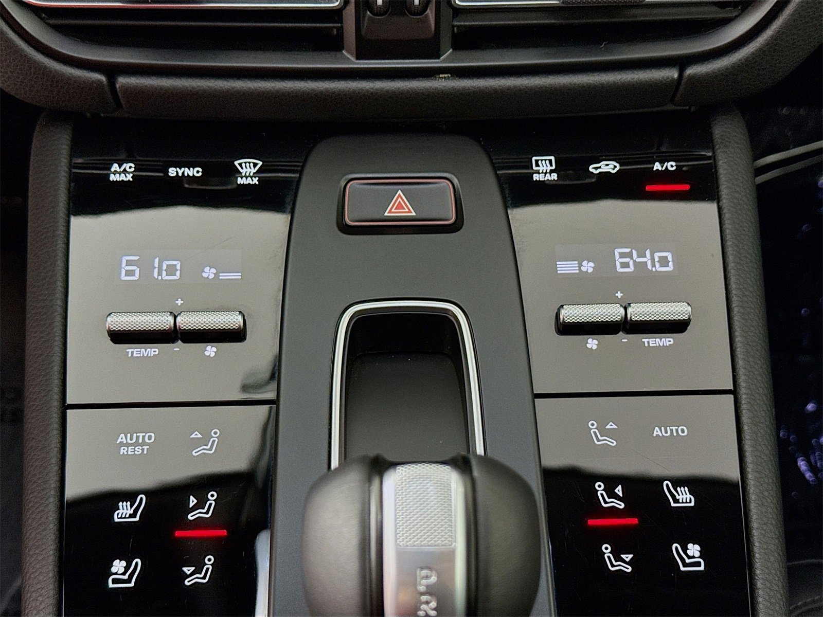 Used 2025 Porsche Macan image 13