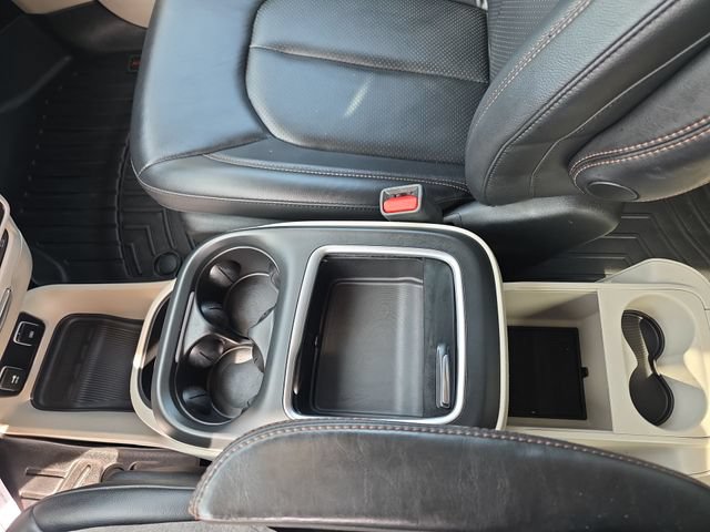 Used 2018 Chrysler Pacifica Touring-L Plus FWD image 21