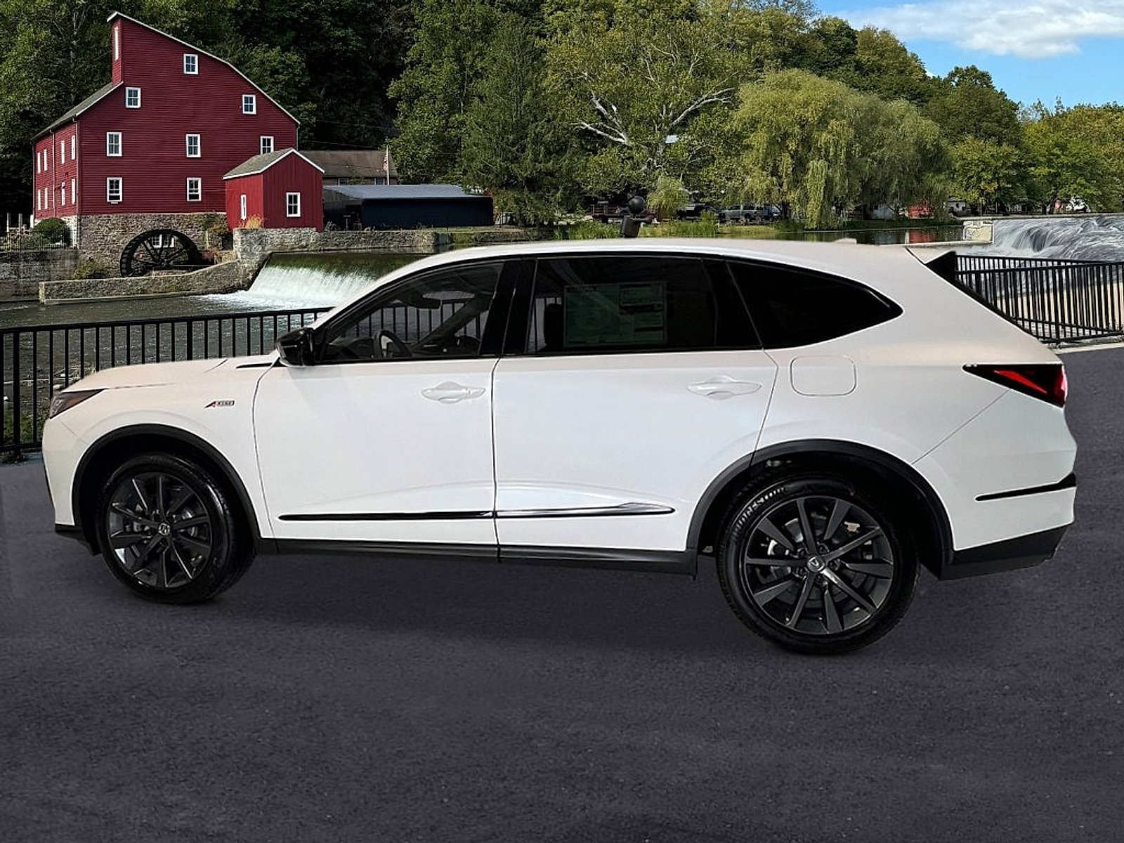 New 2026 Acura MDX A-Spec image 2