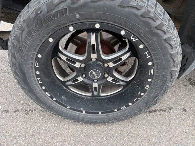 Used 2014 Chevrolet Silverado 1500 High Country image 3