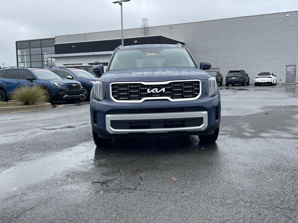 New 2025 Kia Telluride S image 2