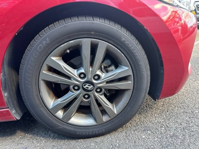 Used 2017 Hyundai Elantra SE FWD image 16