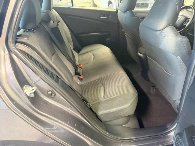 Used 2021 Toyota Prius Prime LE FWD image 12