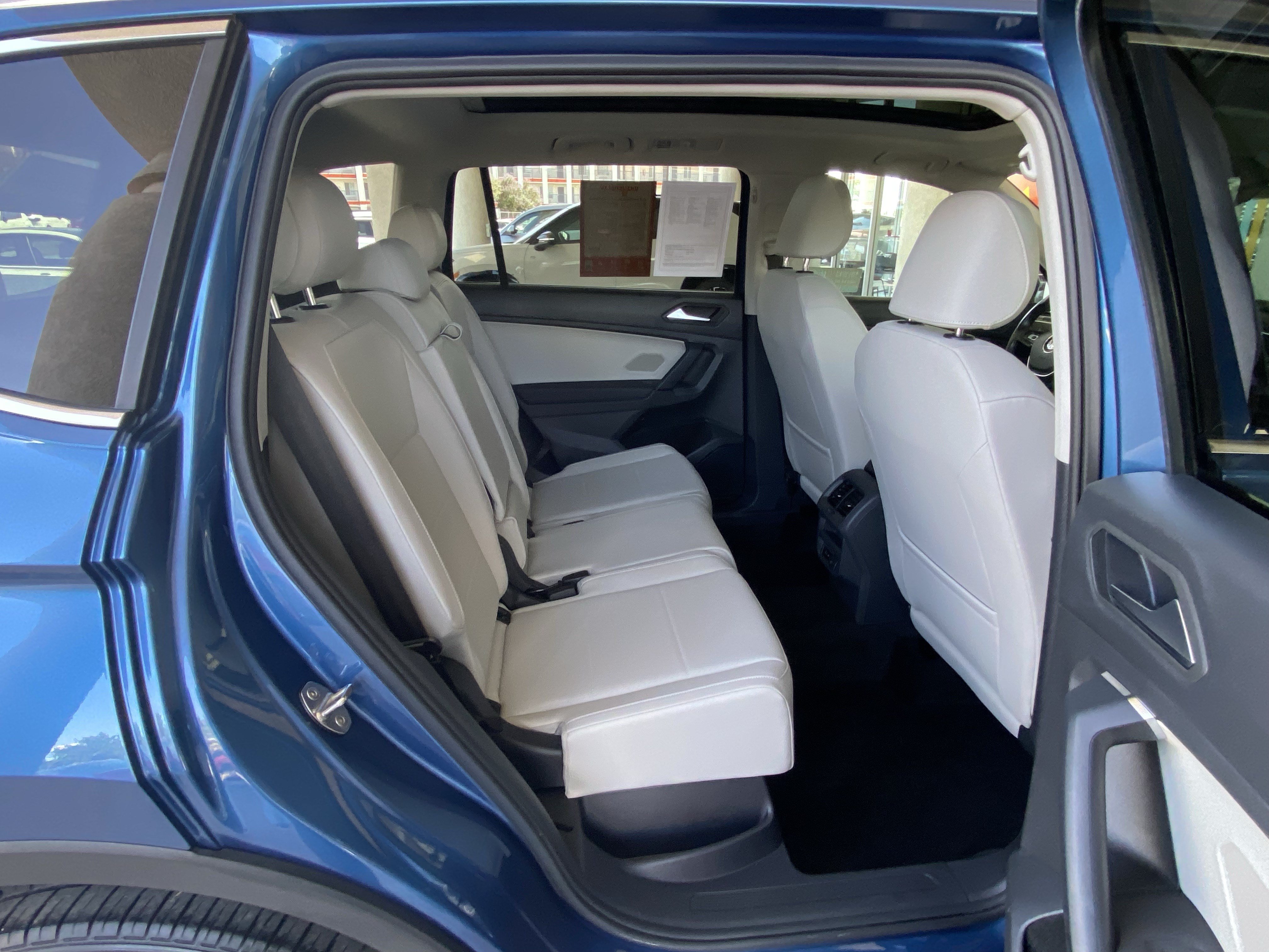 Used 2019 Volkswagen Tiguan SEL AWD/4WD image 41