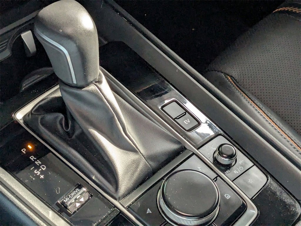 Used 2025 MAZDA CX-50 AWD 2.5 Hybrid w/ Premium Pkg image 18