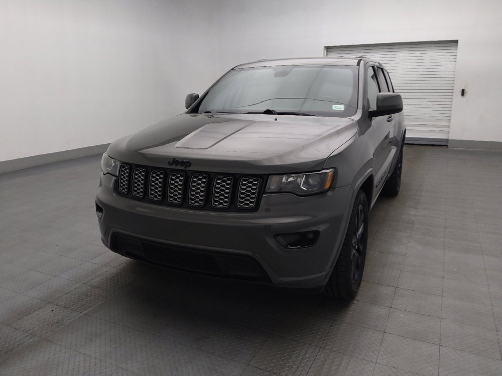 Used 2019 Jeep Grand Cherokee Altitude RWD image 15