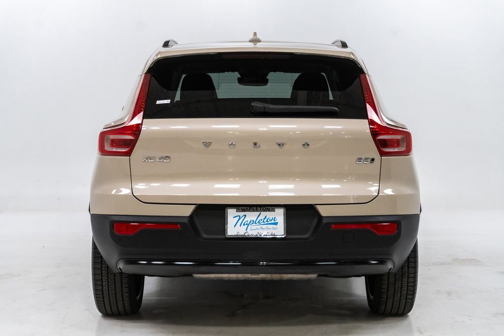 Used 2025 Volvo XC40 B5 Plus w/ Climate Package AWD/4WD image 33